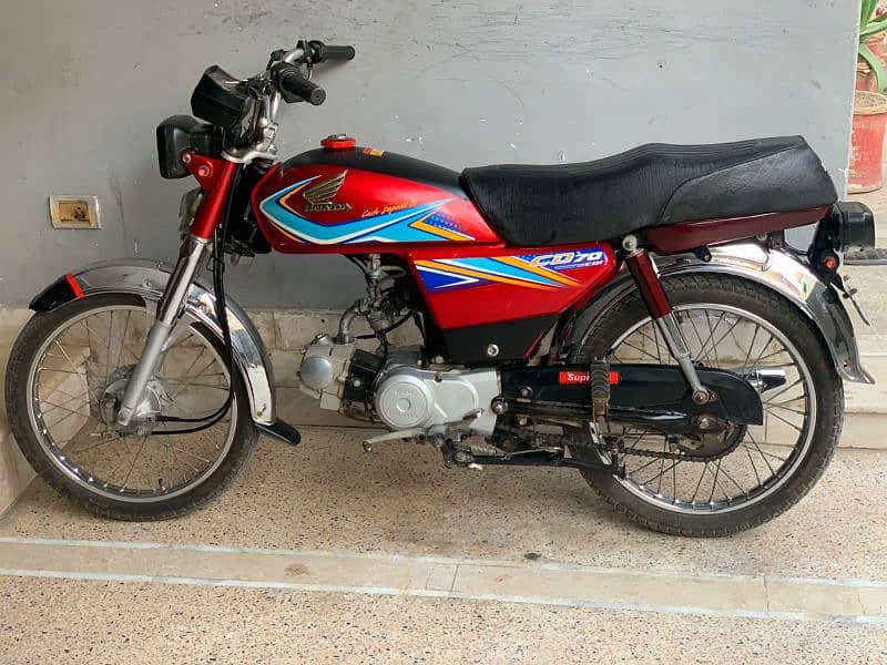 Honda CD 70 GOOD CONDITION ALMOST NEW just buy and drive 0