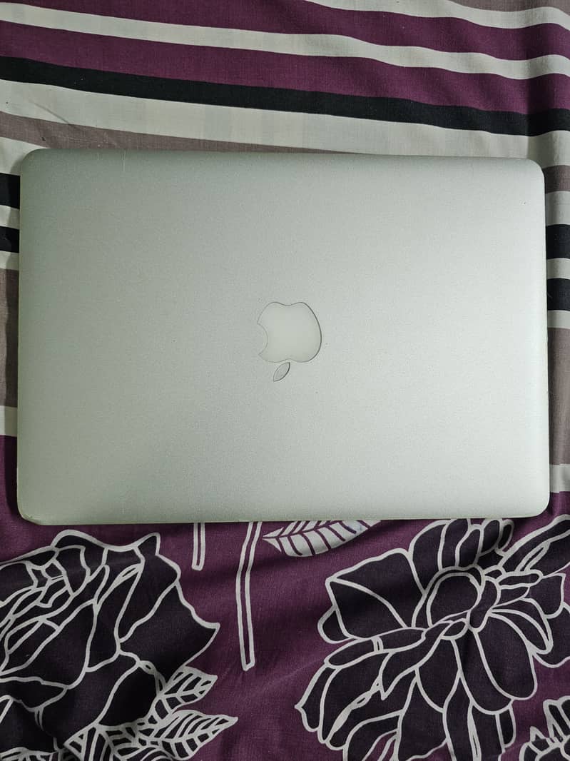 MacBook pro early 2015 13inch 1