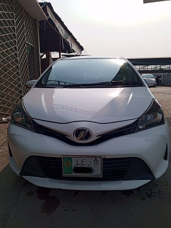 Toyota Vitz 2015 3