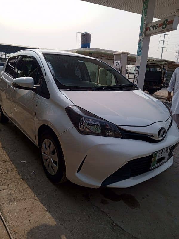 Toyota Vitz 2015 4