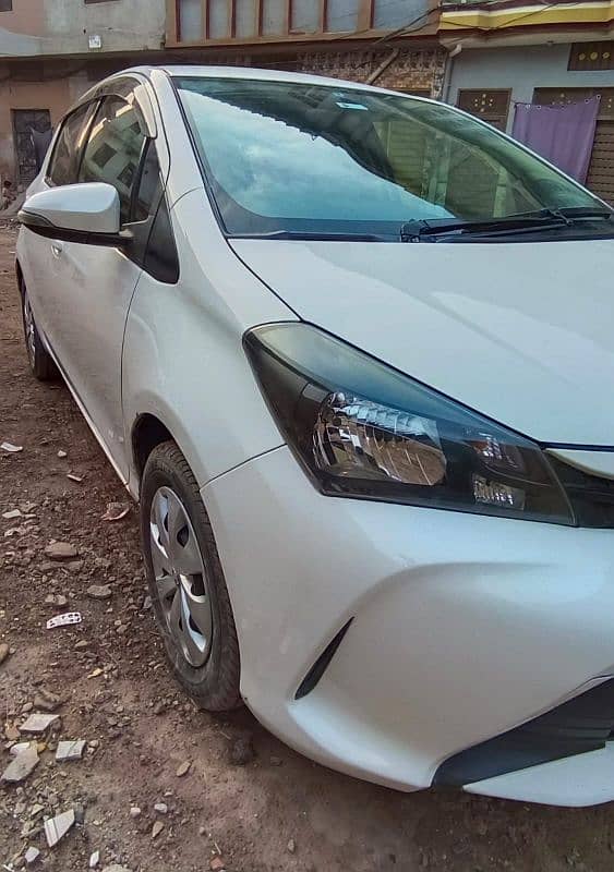 Toyota Vitz 2015 7