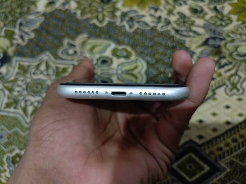 iPhone 11   Non PTA 1