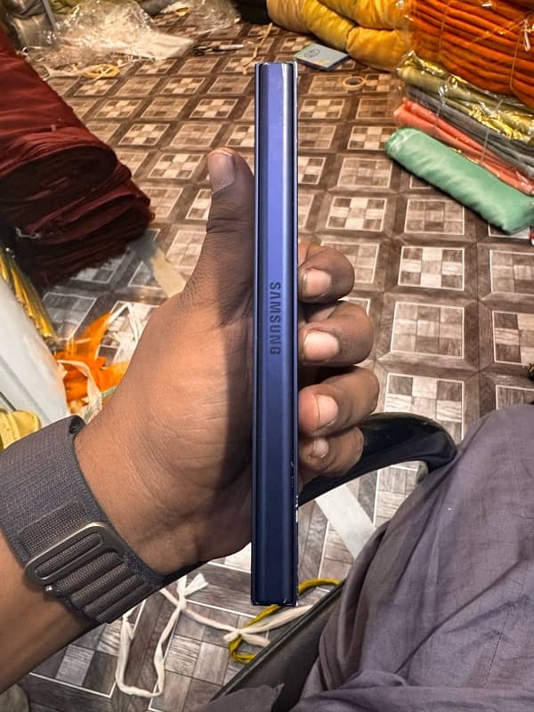 Samsung Galaxy Fold 6 2