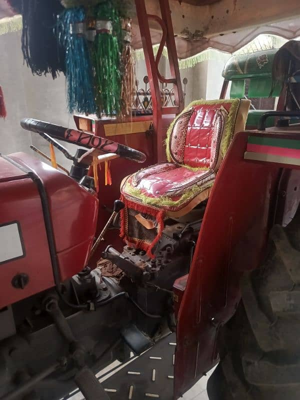 240 tractor trolley And hall . new condition 5