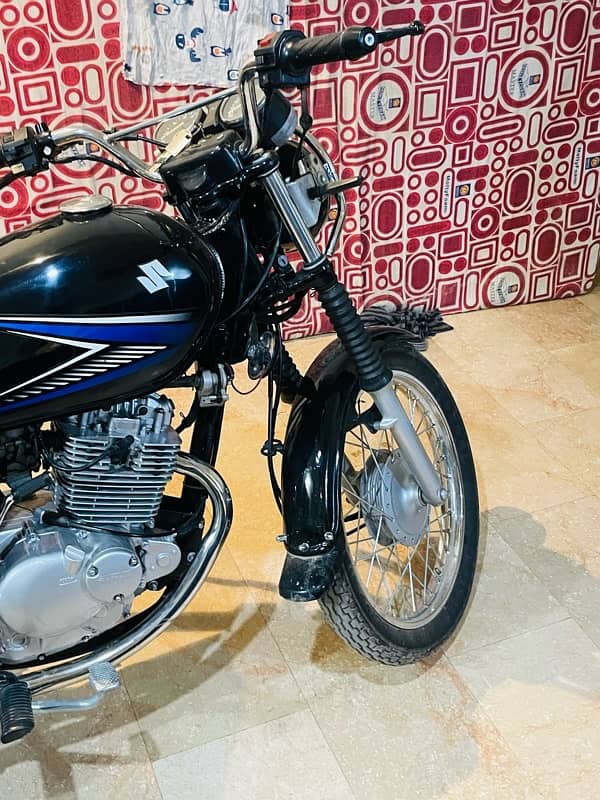 Suzuki gs 150 6