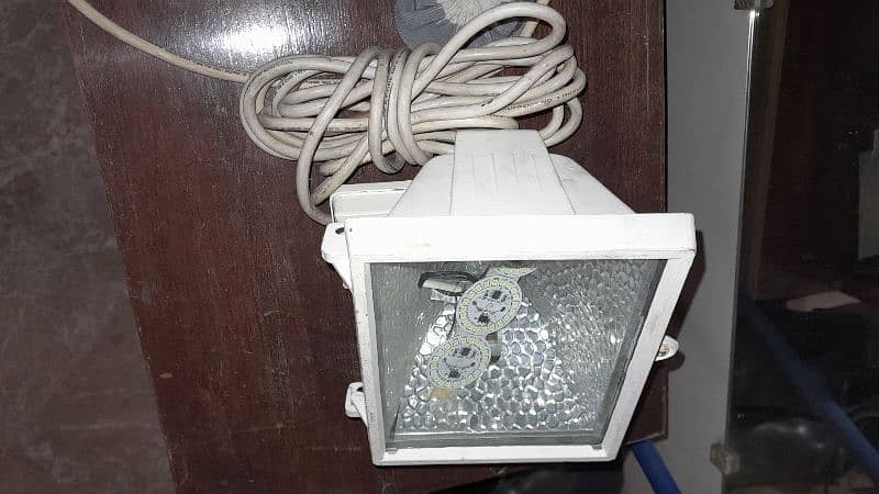 floodlight for sale (2 pcs ) 2