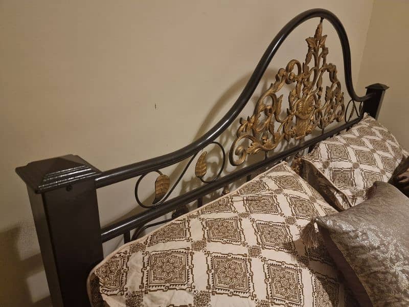 Wrought Iron Double Bed with brand new mattress 2