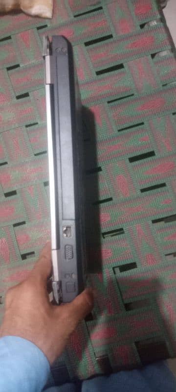 HP laptop 4/320 4