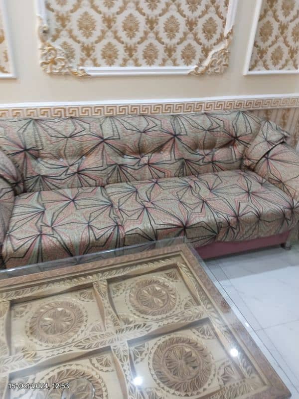 sofa set available 0