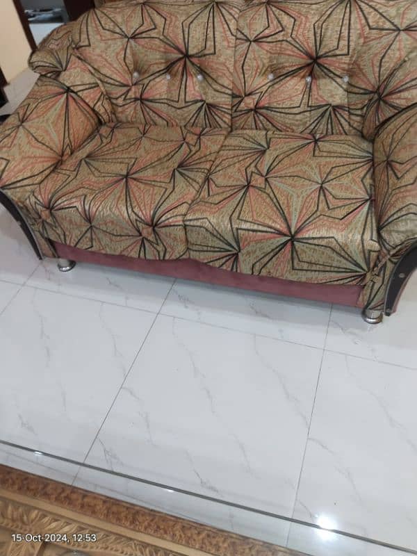 sofa set available 1