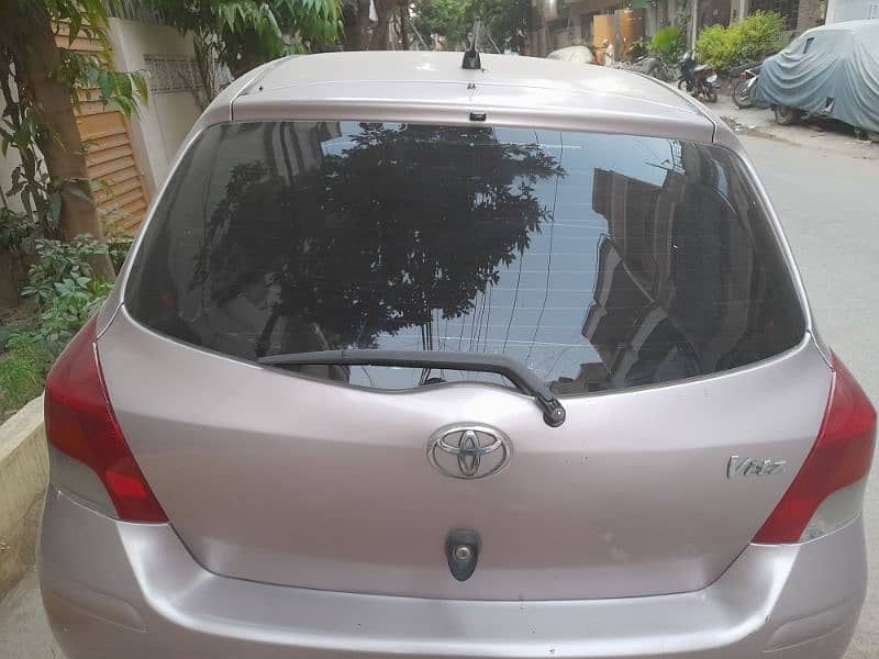 Toyota Vitz 2010 1