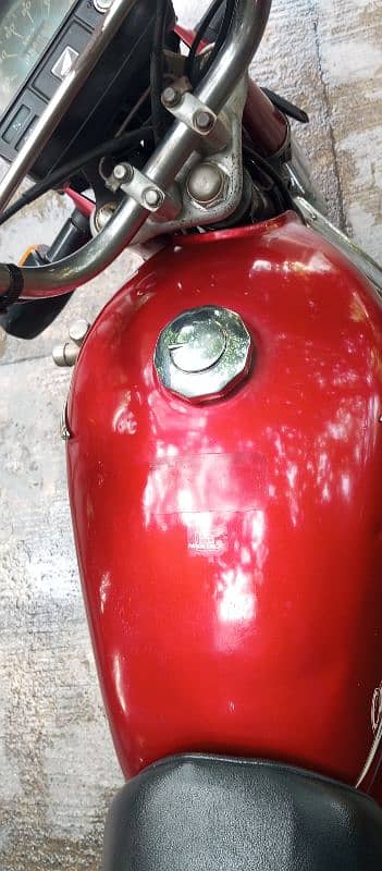 honda 70 CC for sale model 13 total genuine 4