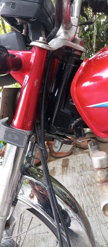 honda 70 CC for sale model 13 total genuine 6