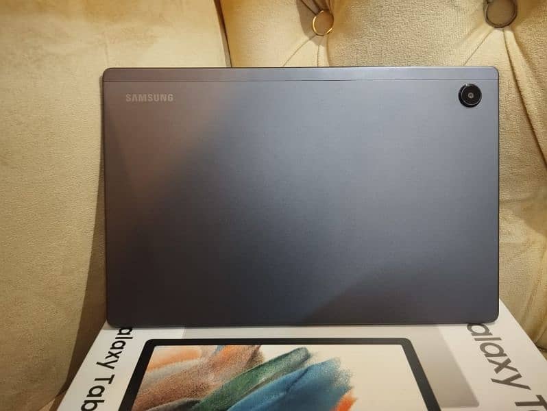 Lenovo Samsung Tablets 8