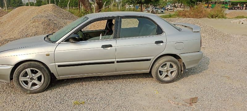 Suzuki Baleno 2000 17