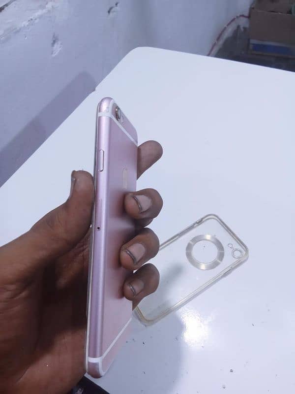 iPhone 6s plus my Whatsapp number 0344--58--51--215 0