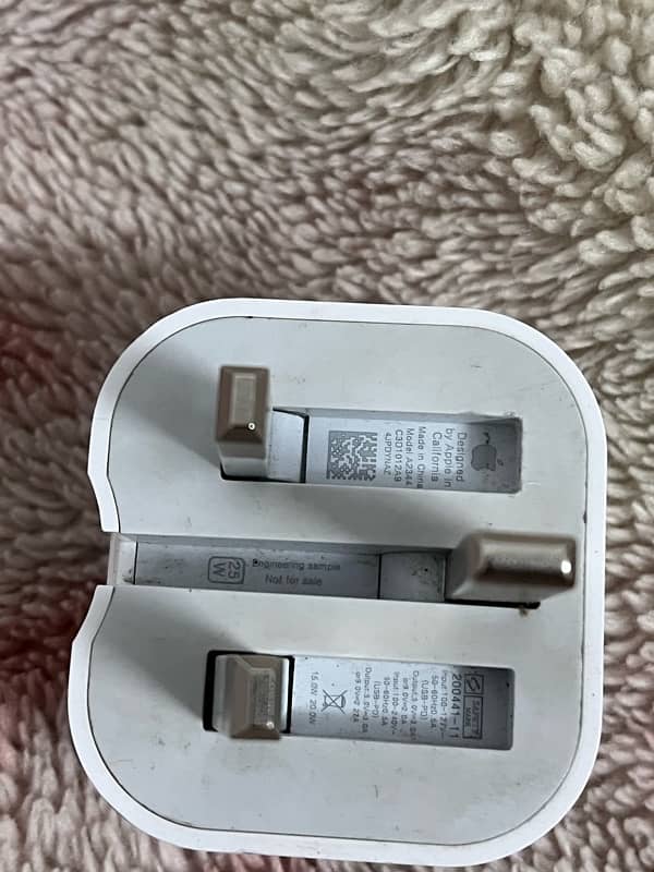 iOS charger (original apple) 1