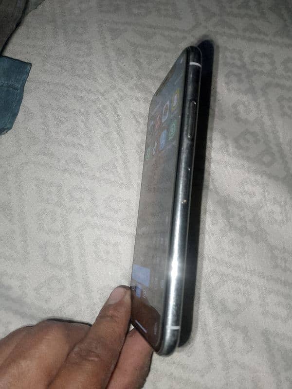 iphone x non pta 64 dp all okay  oregnel phone  03054489525/ 2