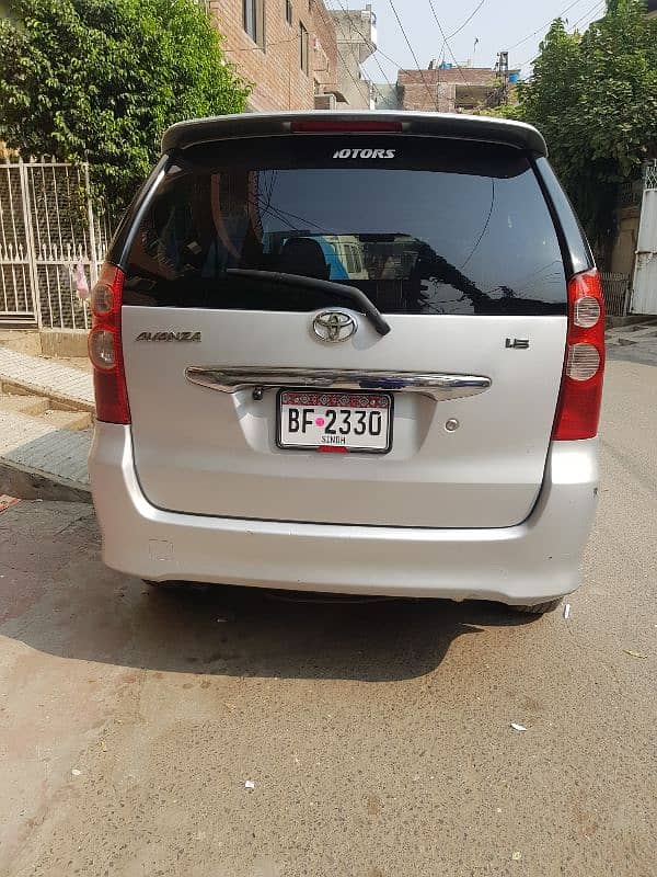 Toyota Avanza 2012 2