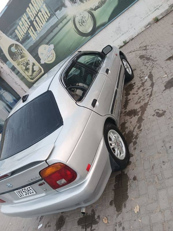 Suzuki Baleno 2001 1