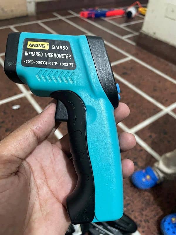 GM 550 Infrared Thermometer 2