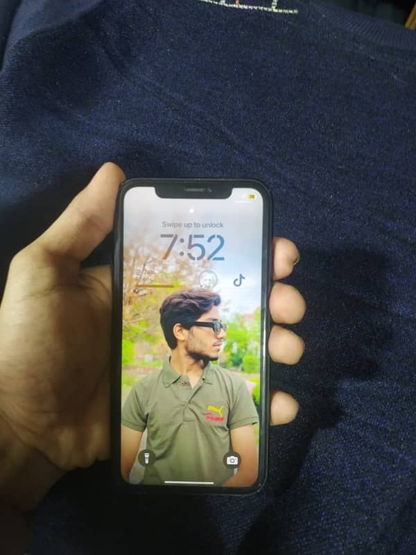 iphone xr jv 64 bg 78 b h 1