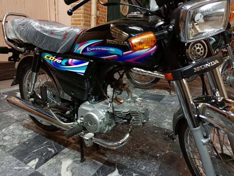 Honda CD 70 2024 2