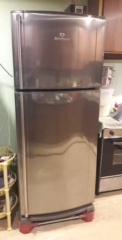 Dawlance Full Size Fridge in Excellent Condition