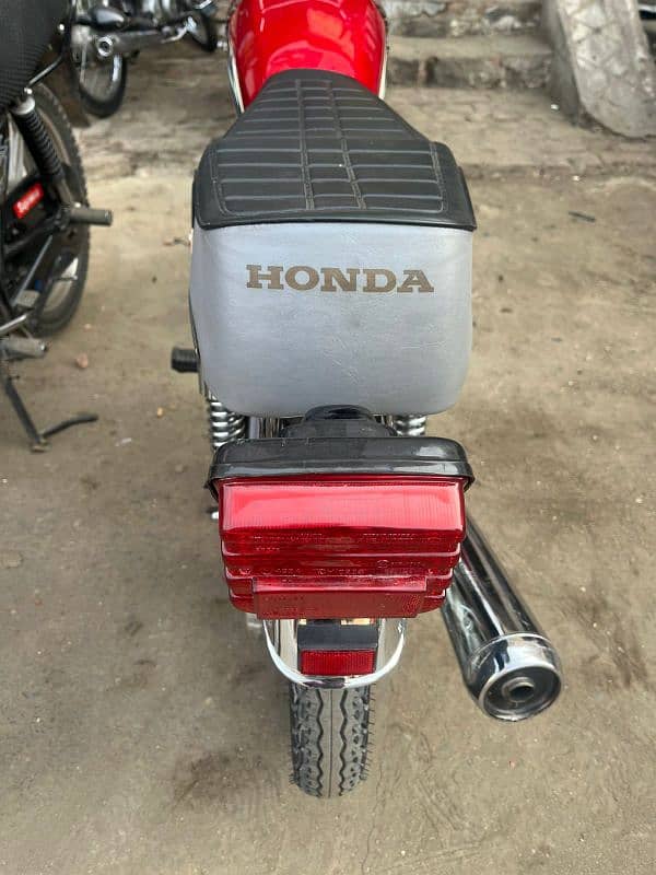 honda 125 2015 model 5