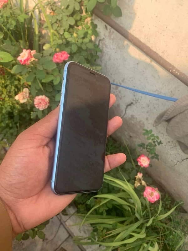 I phone Xr 128gb jv waterpack 10by10 Face ID ok jazak Allah 1