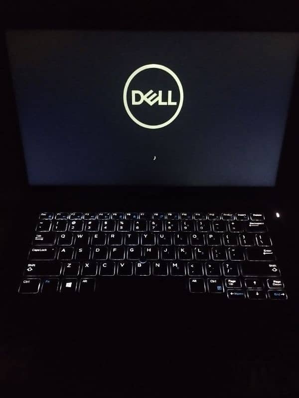 DELL LAPTOP 10/10 ALL OK 1