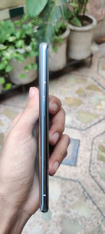 One Plus 9 Pro 12Gb Ram 256Gb Rom 2