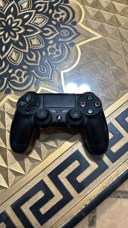 PS4 slim 1tb 1original remote 2