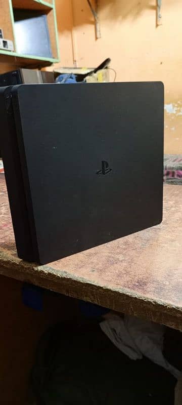 PS4 slim 1tb 1original remote 3