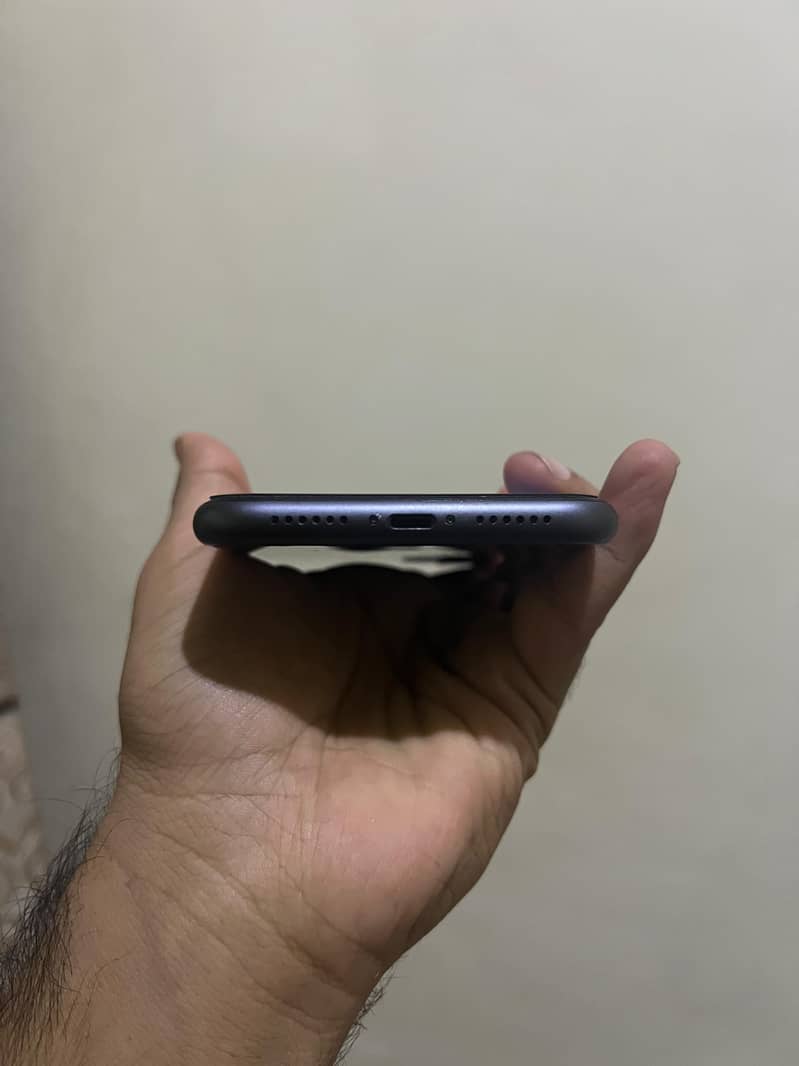 iPhone 11 128 gb jv 2