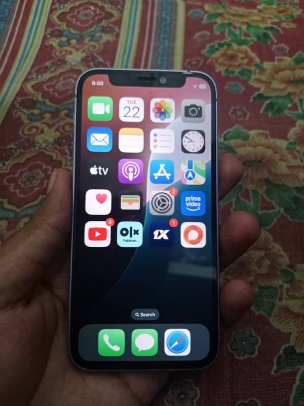 i phone 12 mini 4