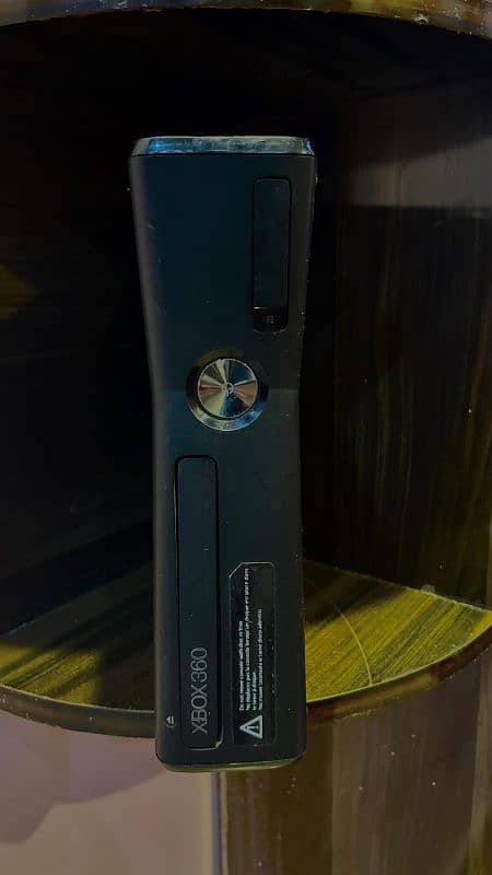 X Box 360 slim ultra 1