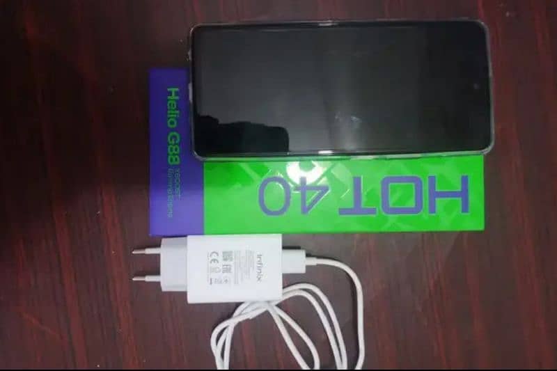 Infinix Hot 40 16+256GB Complete Box 4