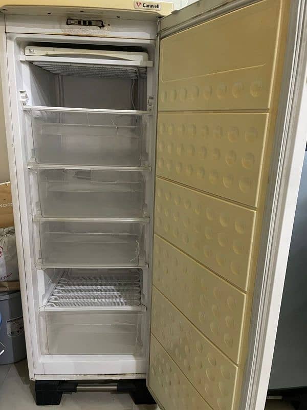 good condition freezer 2