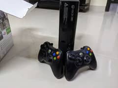 Xbox 360 4GB/GO