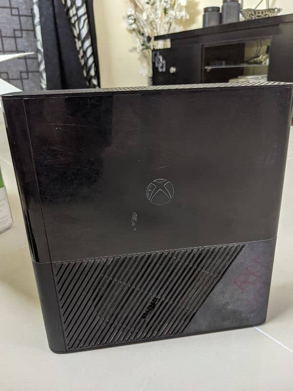 Xbox 360 4GB/GO 3