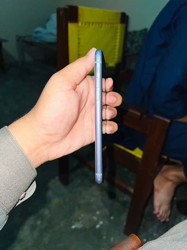 IPhone 11 128gb non pta 4