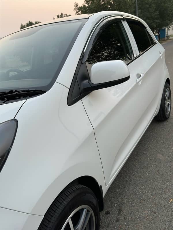 KIA Picanto 2023 17