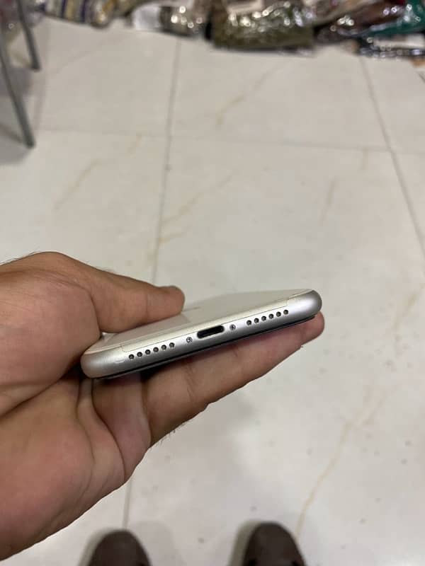 I phone 11 pta 128gb 1