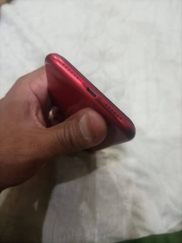 iPhone xr dual sim pta approved 64 gb 5