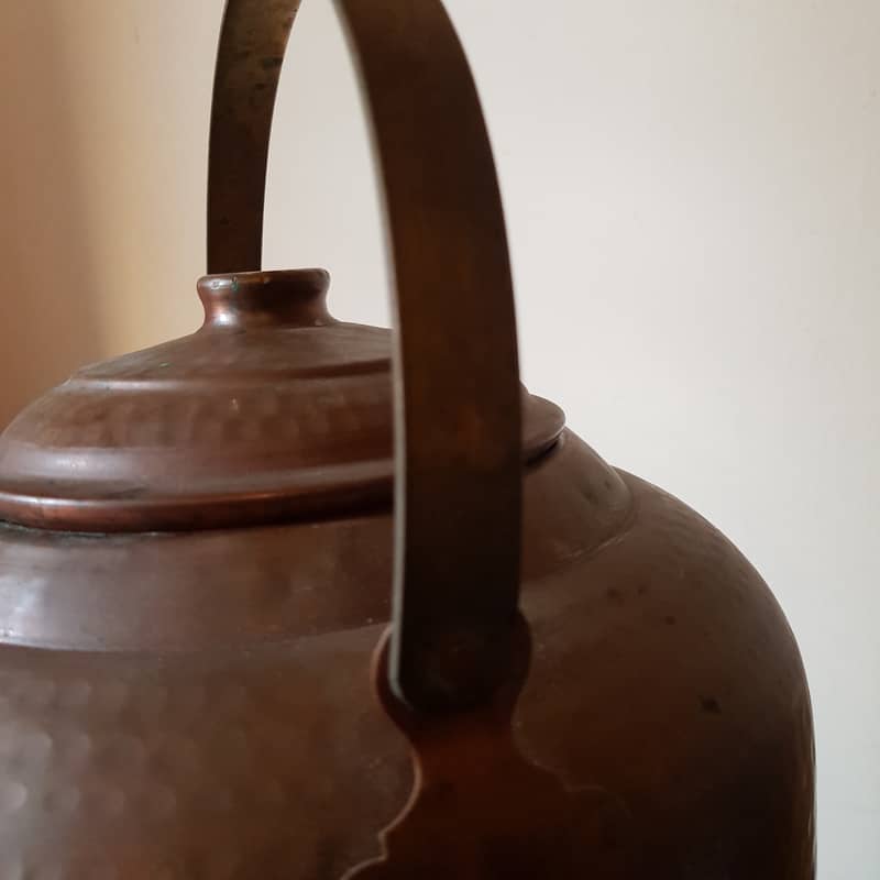 Vintage large copper dispenser 20 litres capacity. 2