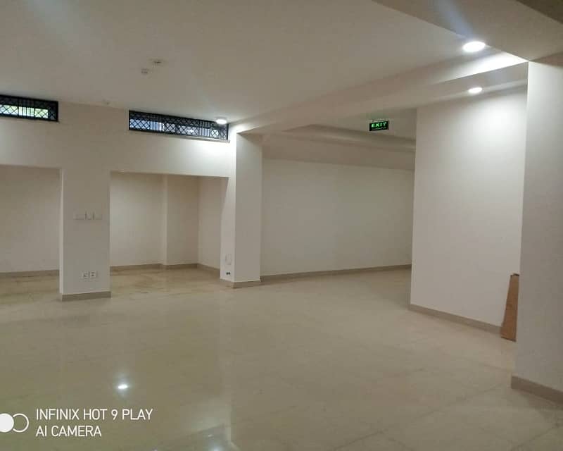 18 Marla Commercial Basement available for rent with lift 4