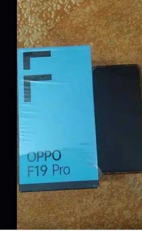 F19 Oppo 8/128 1