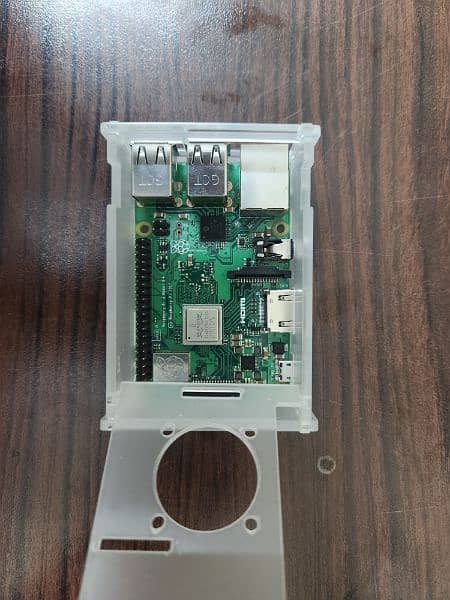 Raspberry Pi 3 model b+ 4