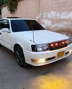 Toyota Crown 1996/2015